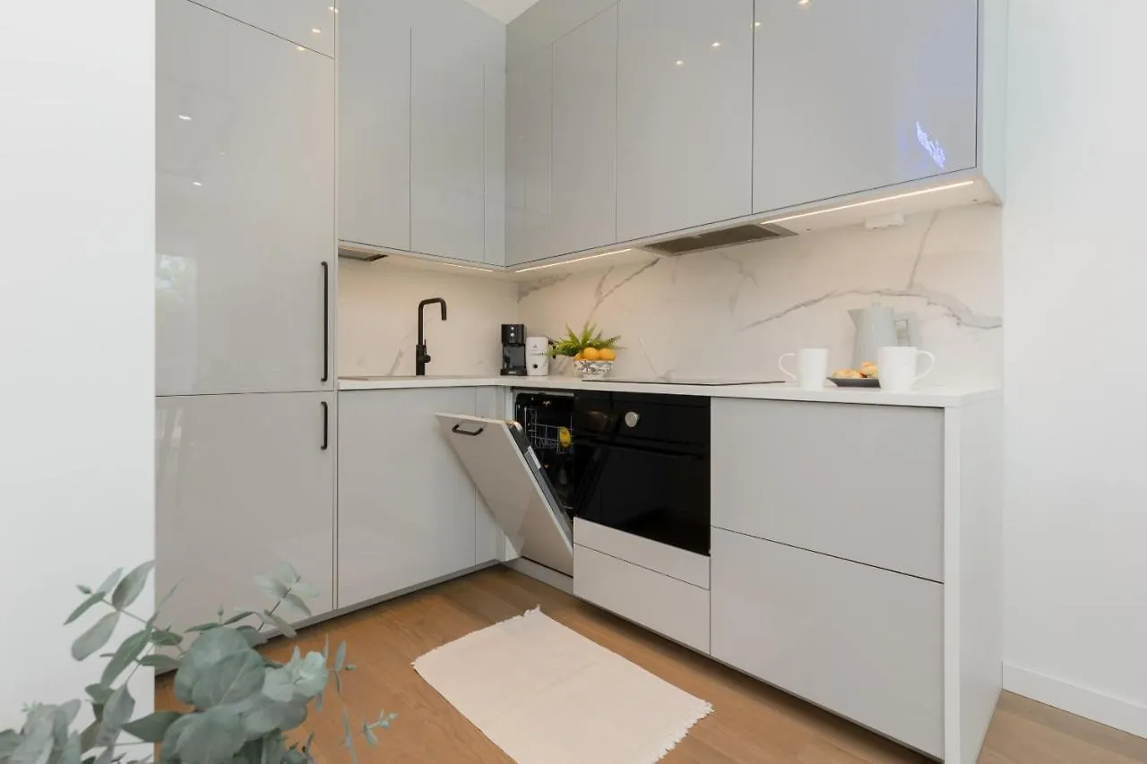 Boutiq Park Elegant Apartment With Parking By Renters Warszawa 0*,  Polska