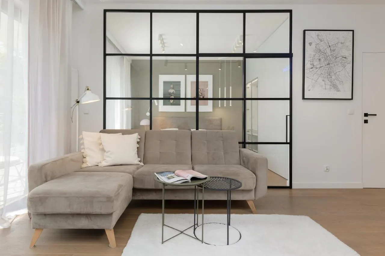 Boutiq Park Elegant Apartment With Parking By Renters Warsaw