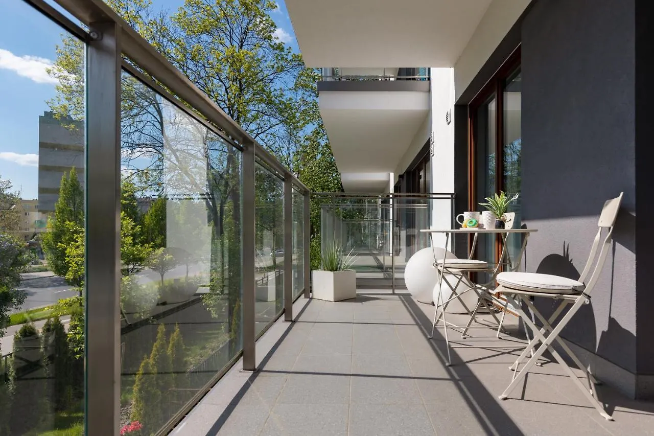 Boutiq Park Elegant Apartment With Parking By Renters Warsaw Poland