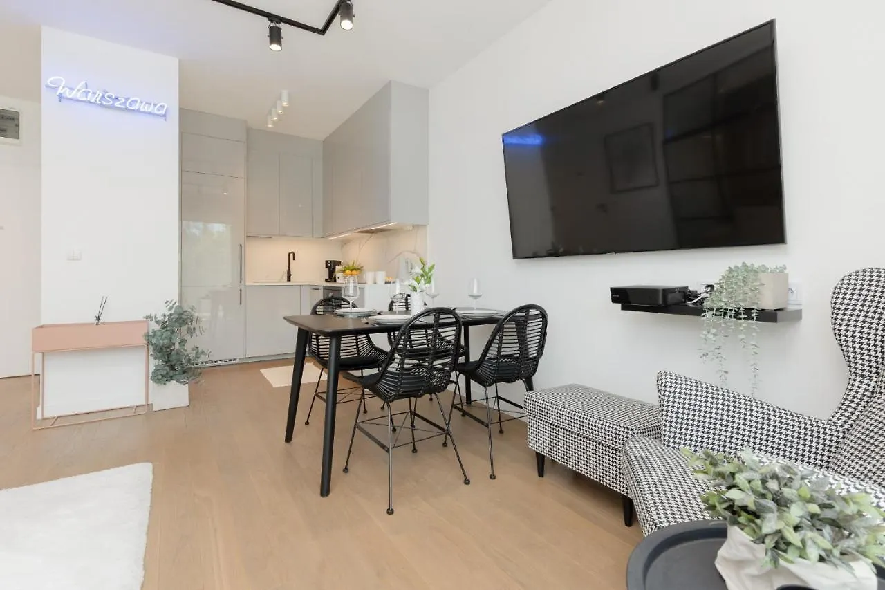 Boutiq Park Elegant Apartment With Parking By Renters Warsaw