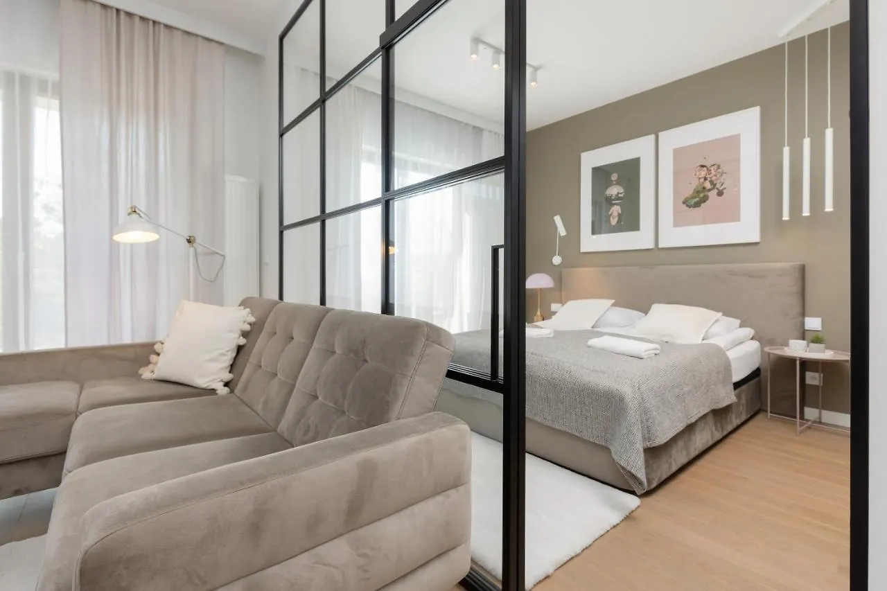 Boutiq Park Elegant Apartment With Parking By Renters Warsaw